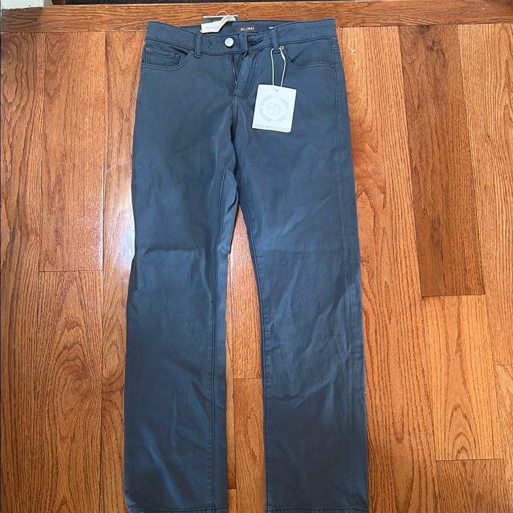 DL1961 Avery Relaxed Straight Jeans - new with tags